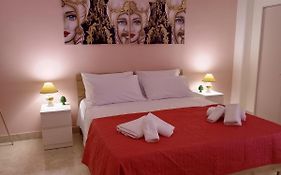 La Valigia Sul Letto